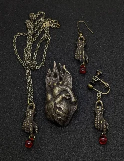 Dragon's Dogma 2 Dragon Hand Pendant