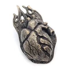 Dragon's Dogma 2 Heart of the Enlightened Brooch