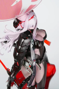 Goddess of Victory: Nikke Scarlet: Black Shadow 1/4 Scale Figure