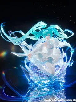 Hatsune Miku: Crystal Dress Ver. 1/7 Scale Figure
