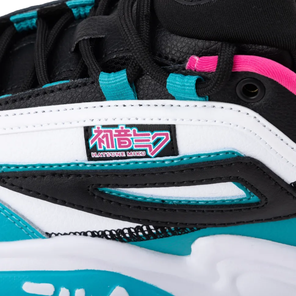 HATSUNE MIKU EXPO 10th Anniversary MV Model FILA x Hatsune Miku Twister