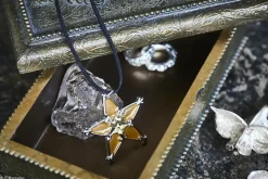 Kingdom Hearts II Wayfinder Accessory Terra (Re-run)