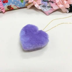 Le cocone Big Heart Fake Fur Necklace
