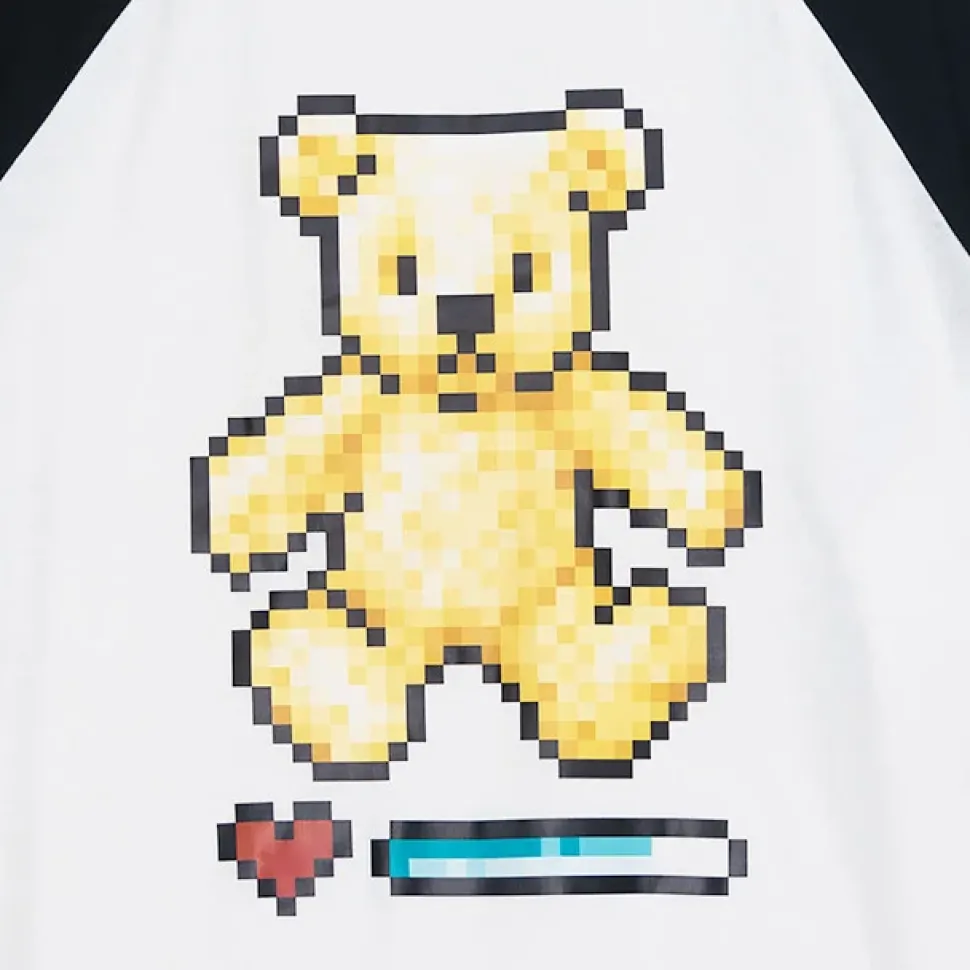 LISTEN FLAVOR 8-Bit Bear Raglan Top