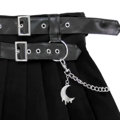 LISTEN FLAVOR Chain Belt Pleated Skirt