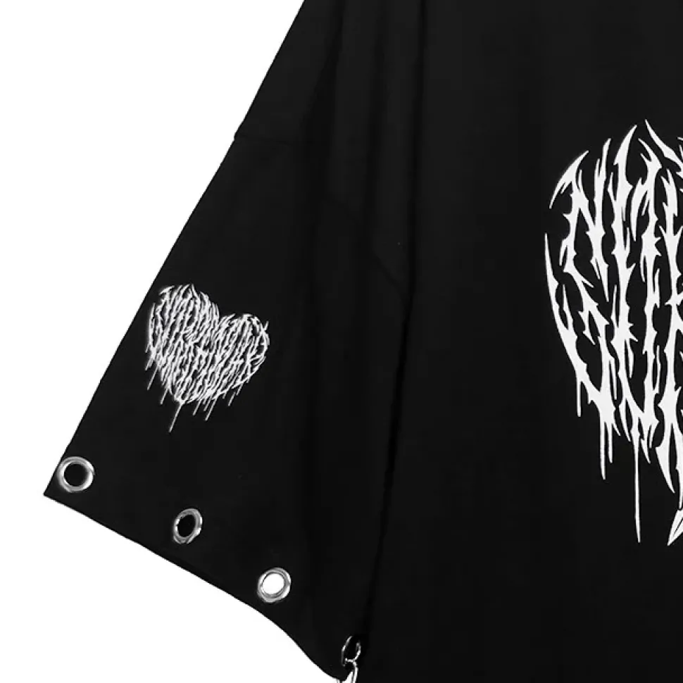 LISTEN FLAVOR Cutting Through Heart Eyelet Chain Top