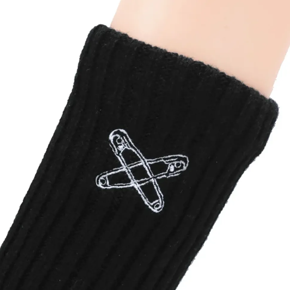 LISTEN FLAVOR Safety Pin Cross Leg Warmers