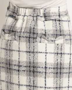 LIZ LISA Classic Plaid Skirt