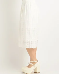 LIZ LISA Fruit Embroidered Gaucho Pants