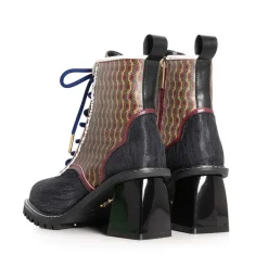 MAYLA Demon Slayer: Kimetsu no Yaiba Iconique Shoes Objet Boots Giyu Tomioka