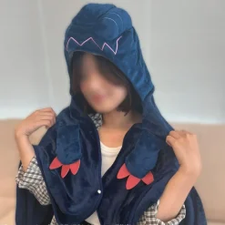 Monster Hunter MonDefo Fluffy Poncho Gore Magala