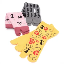 Nagomi Modern Japanese Cat Tabi Socks