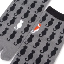 Nagomi Modern Japanese Cat Tabi Socks