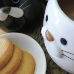 Plump Cat Mugs