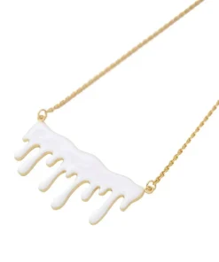 Q-pot. Melty Milk Necklace