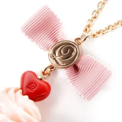 Q-pot. Parlor Heart Chocolate Cupcake Necklace