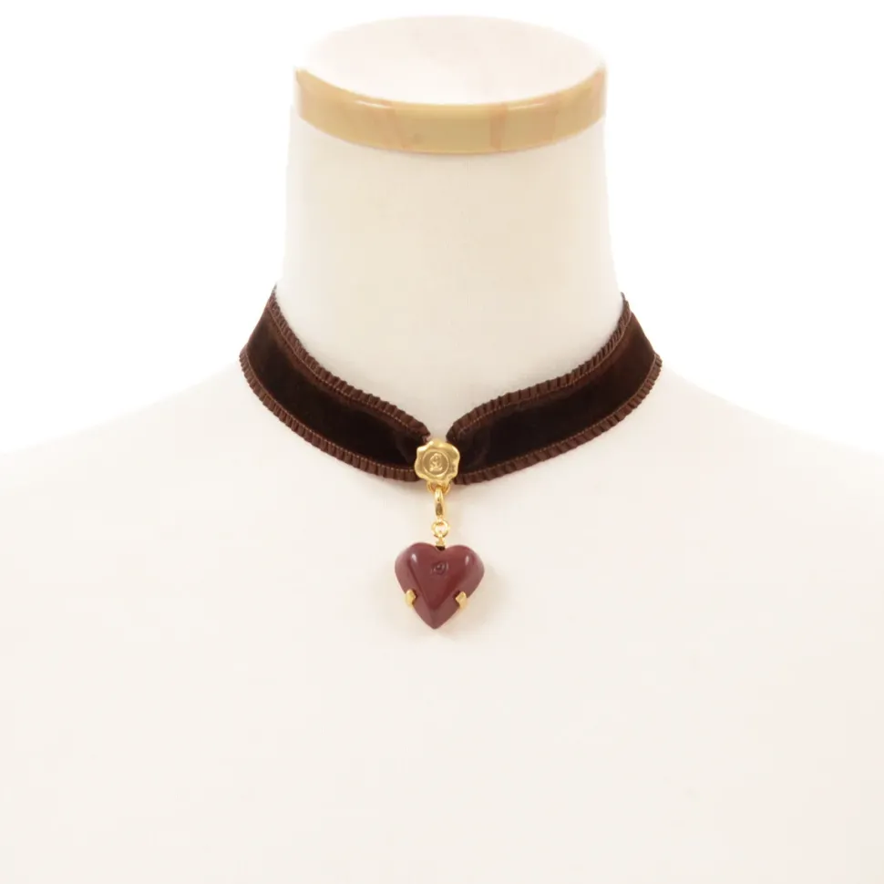 Q-pot. Velvet Ribbon Choker w/ Amour Rouge Chocolate Charm