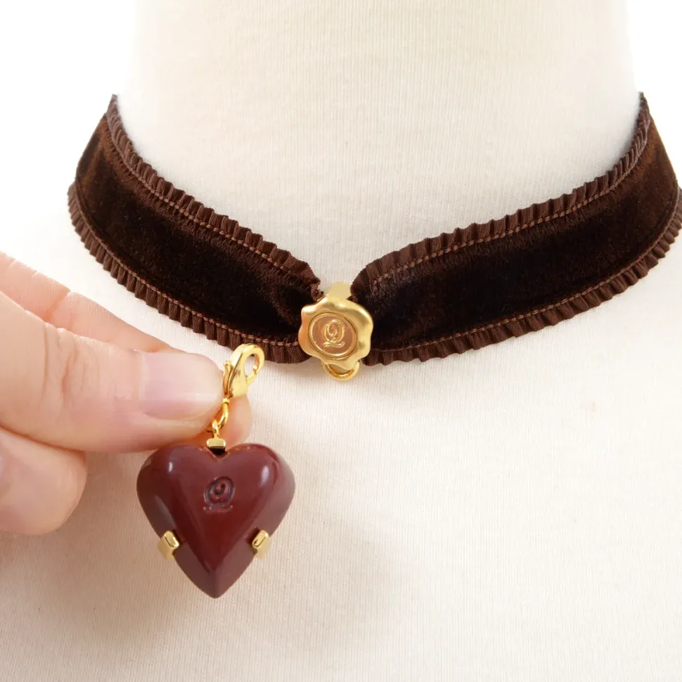 Q-pot. Velvet Ribbon Choker w/ Amour Rouge Chocolate Charm