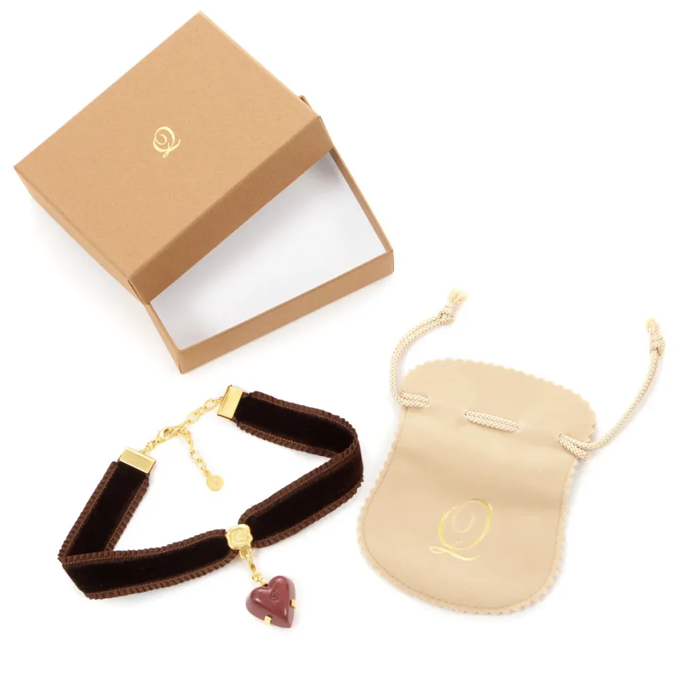 Q-pot. Velvet Ribbon Choker w/ Amour Rouge Chocolate Charm