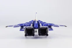 Raiden V Director's Cut FT-00004A Azuma: 2P Color Ver. 1/100 Scale Plastic Model Kit