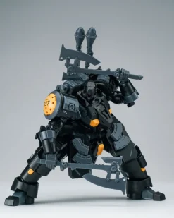 Ultra Action Trooper Series Zarov M1 (Metallic Black) 1/144 Scale Plastic Model Kit