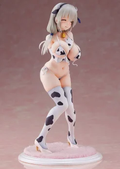 Uzaki-chan Wants to Hang Out! Tsuki Uzaki: Cow Bikini Ver. 1/7 Scale Figure (Re-run)