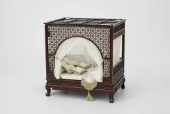 Yue Dong Chuang 1/12 Scale Wood Frame Bed Chinese Ancient Style Miniature